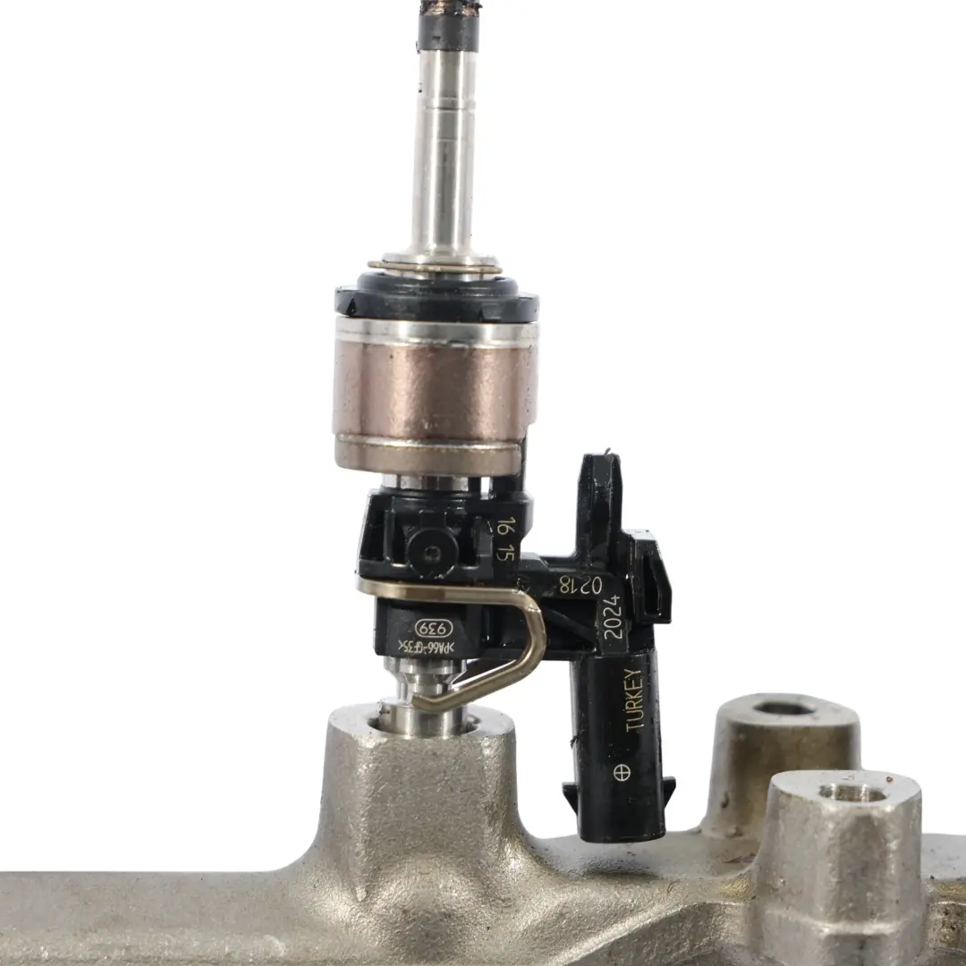 Injecteurs Distribution Buse Rampe D'Injection pour Audi Q2 GA 1.5 TFSI à propos du numéro de pièce 05E133320B Audi Q2 GA 1.5 TFSI Injecteurs Distribution Buse Rampe D'Injection - SKU 05E133320B-1 - Numéro de pièce 05E133320B