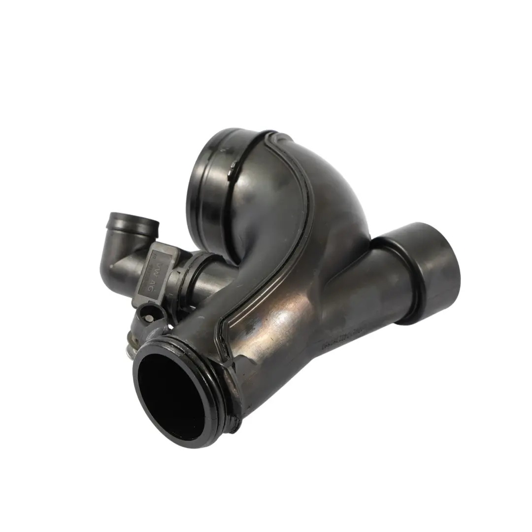 Admisión Manguera Tubo Intercooler para Audi A5 F5 A6 C8 Turbo con número de pieza 05L129635A Audi A5 F5 A6 C8 Turbo Admisión Manguera Tubo Intercooler - SKU 05L129635A - Número de pieza 05L129635A