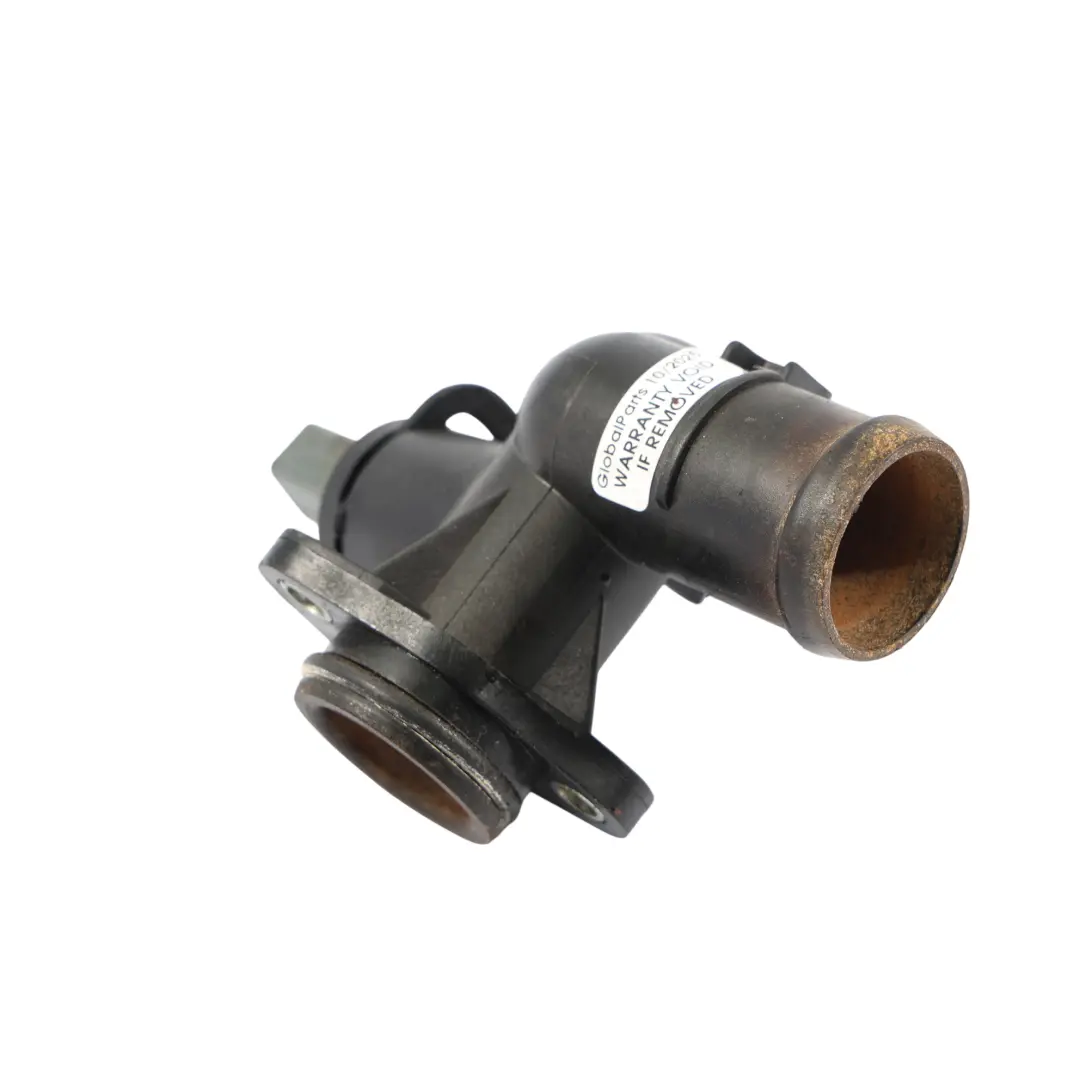 Audi A4 B7 Tuyau Bride De Liquide De Refroidissement D'Eau 2.0 TFSI 06D121133C - SKU 06D121132A - Numéro de pièce 06D121132A