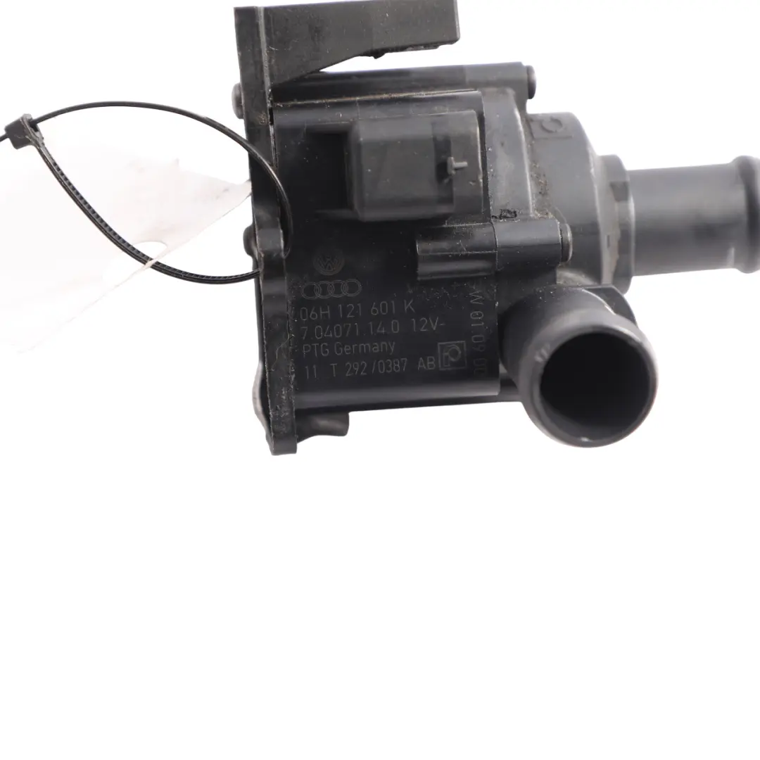 Audi A4 B8 A5 8T Bomba Agua Adicional Refrigerante Unidad - SKU 06H121601K - Número de pieza 06H121601K