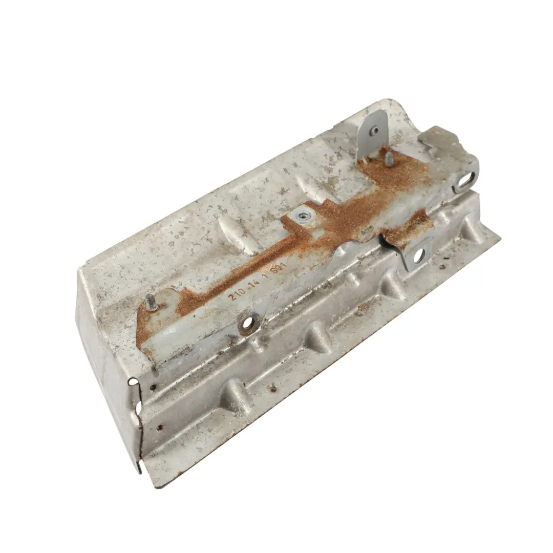 Protezione Termica Per Collettore Di Scarico per Audi Q3 8U con numero di parte 06H129597K Audi Q3 8U Protezione Termica Per Collettore Di Scarico - SKU 06H129597K - Numero di parte 06H129597K