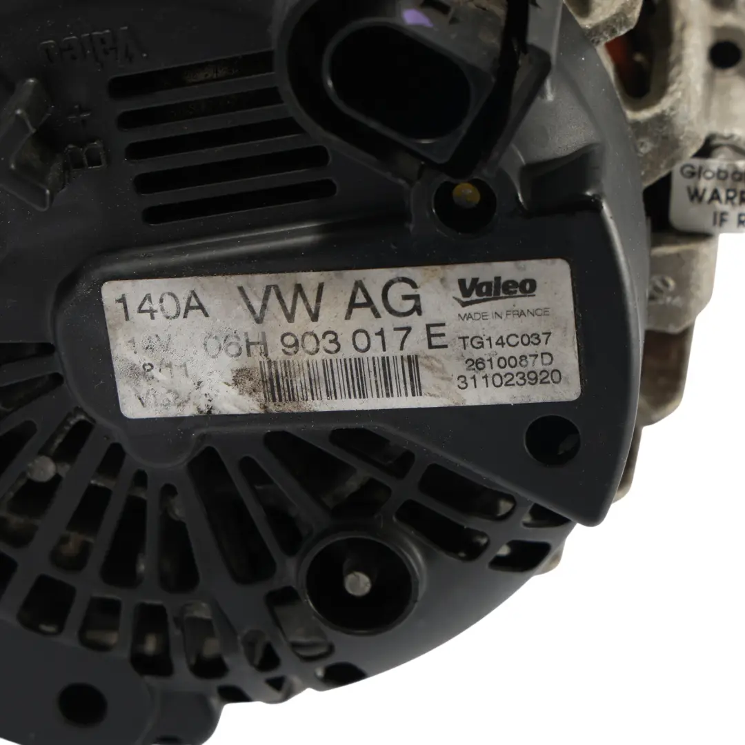 Alternateur Moteur 14 V 140 A 1.8 TFSI CDAA 06H903017E pour Audi A3 8P à propos du numéro de pièce 06H903017EX Audi A3 8P Alternateur Moteur 14 V 140 A 1.8 TFSI CDAA 06H903017E - SKU 06H903017EX - Numéro de pièce 06H903017EX