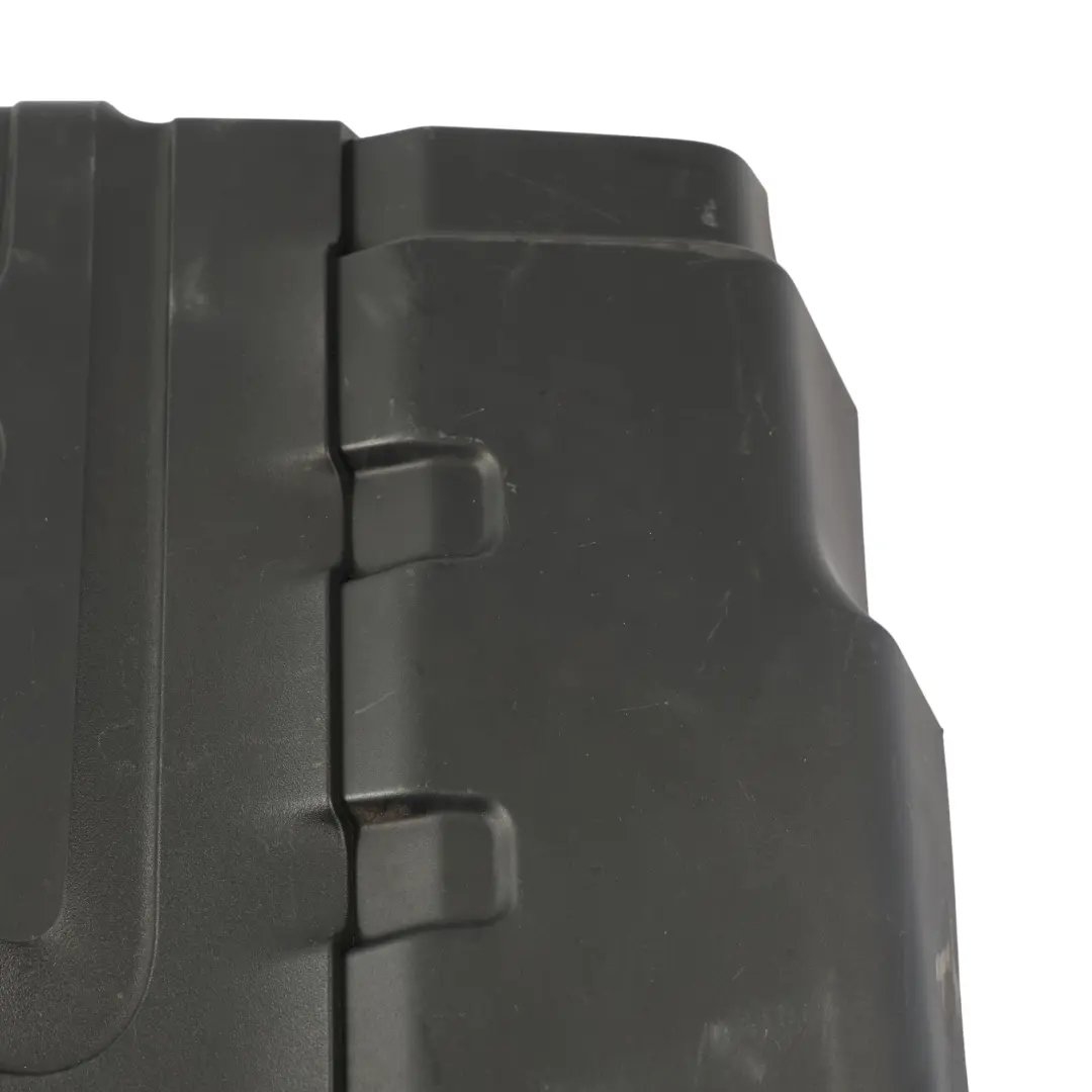 Górna Pokrywa Osłona Silnika Panel do Audi A4 B8 A5 8T 1.8 TFSI o numerze 06J103925AG Audi A4 B8 A5 8T 1.8 TFSI Górna Pokrywa Osłona Silnika Panel - SKU 06J103925AG-1 - Numer Części 06J103925AG