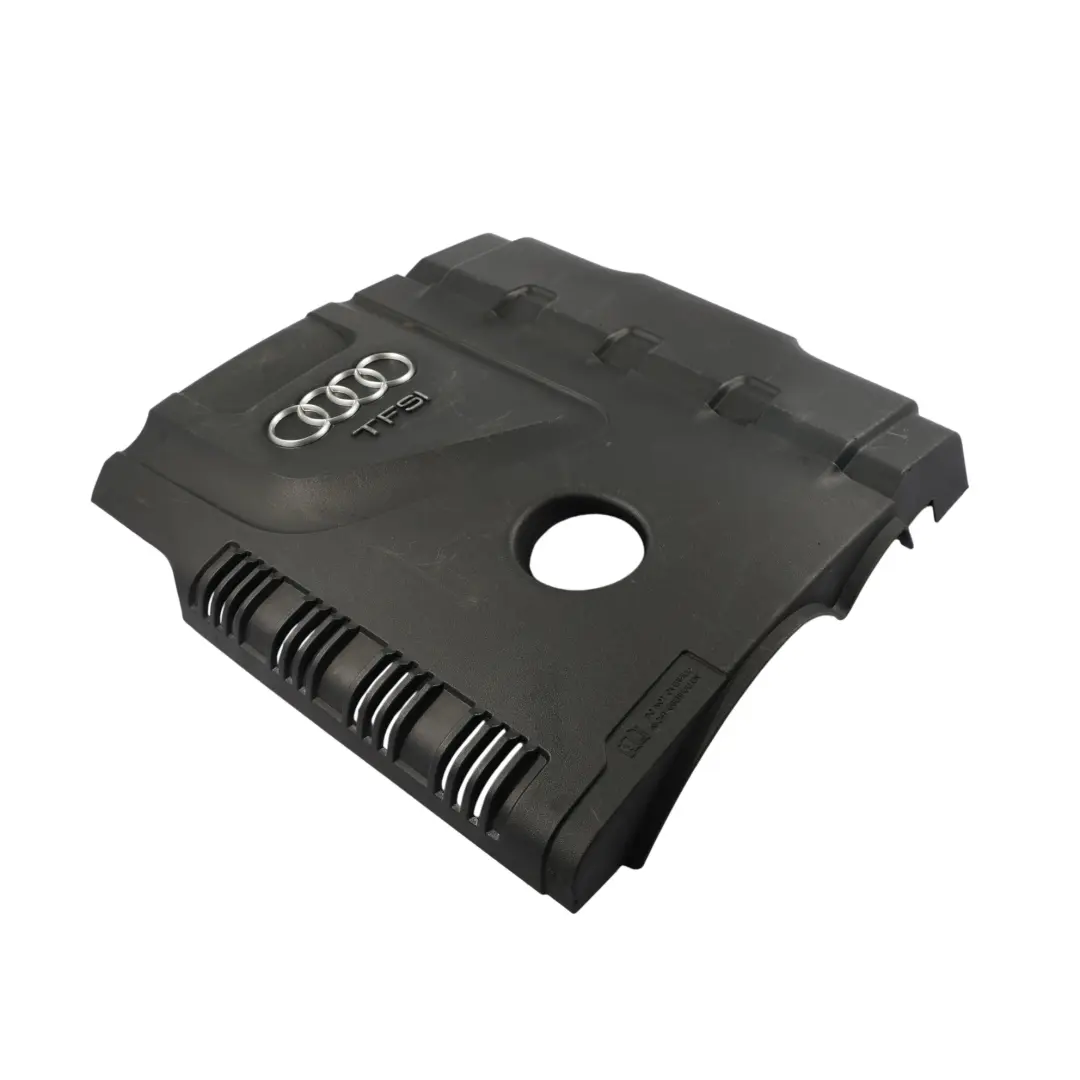 Pannello Rivestimento Superiore Motore Benzina per Audi A4 B8 1.8 TFSI con numero di parte 06J103925AG Audi A4 B8 1.8 TFSI Pannello Rivestimento Superiore Motore Benzina - SKU 06J103925AG-2 - Numero di parte 06J103925AG