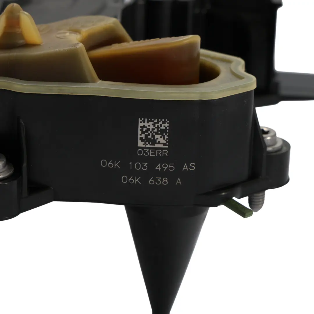 Separador Aceite Motor Respirador 2.0 TFSI DDWA para Audi A4 B9 A5 F5 con número de pieza 06K103495AS Audi A4 B9 A5 F5 Separador Aceite Motor Respirador 2.0 TFSI DDWA - SKU 06K103495AS - Número de pieza 06K103495AS