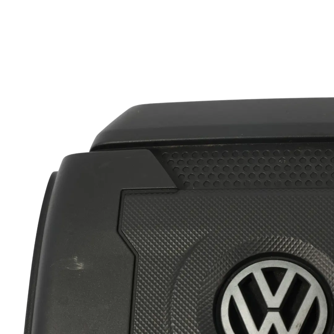 Benzina Pannello Di Copertura Superiore Del Motore per VW Golf R Mk7 con numero di parte 06K103925Q VW Golf R Mk7 Benzina Pannello Di Copertura Superiore Del Motore - SKU 06K103925Q - Numero di parte 06K103925Q