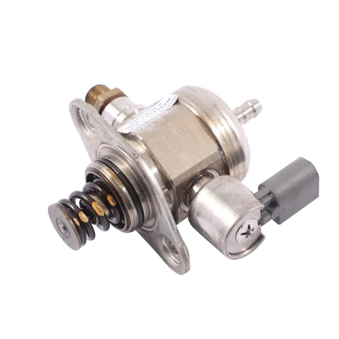 Hochdruck Kraftstoffpumpe 2.0 TFSI DDWA für Audi A5 F5 Q5 FY mit Teilenummer 06K127028L Audi A5 F5 Q5 FY Hochdruck Kraftstoffpumpe 2.0 TFSI DDWA - SKU 06K127028L - Teilenummer 06K127028L