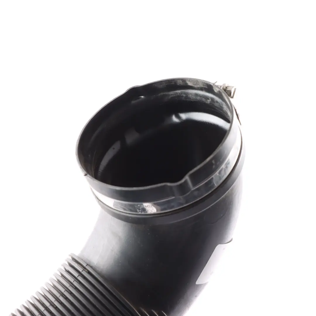 Intake Duct Petrol Connecting Tube Pipe Inlet 06L129629 to Audi A4 B9 A5 F5 Air with Part number 06L129629D Audi A4 B9 A5 F5 Air Intake Duct Petrol Connecting Tube Pipe Inlet 06L129629 - SKU 06L129629D - Part number 06L129629D