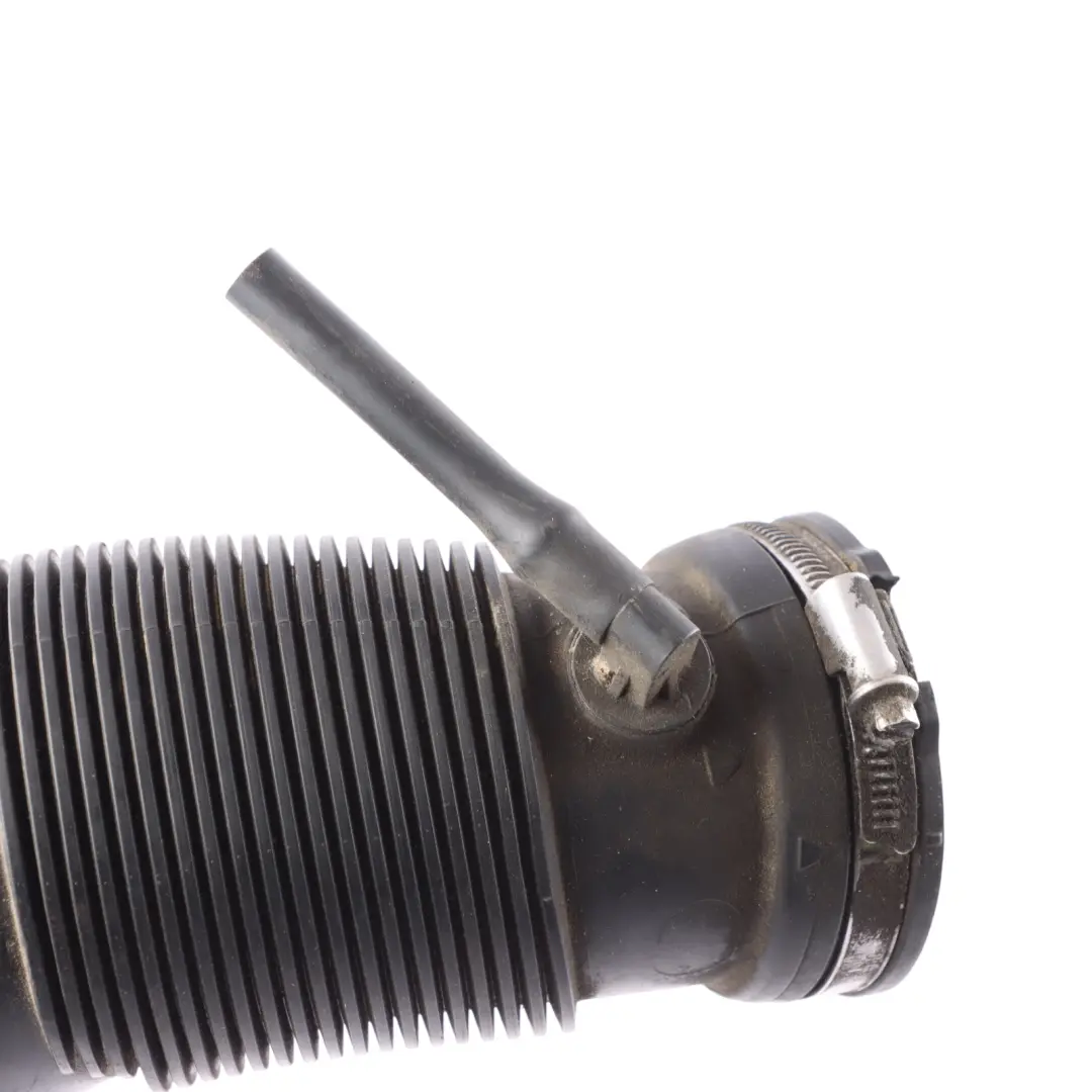 Intake Duct Petrol Connecting Tube Pipe Inlet 06L129629 to Audi A4 B9 A5 F5 Air with Part number 06L129629D Audi A4 B9 A5 F5 Air Intake Duct Petrol Connecting Tube Pipe Inlet 06L129629 - SKU 06L129629D - Part number 06L129629D