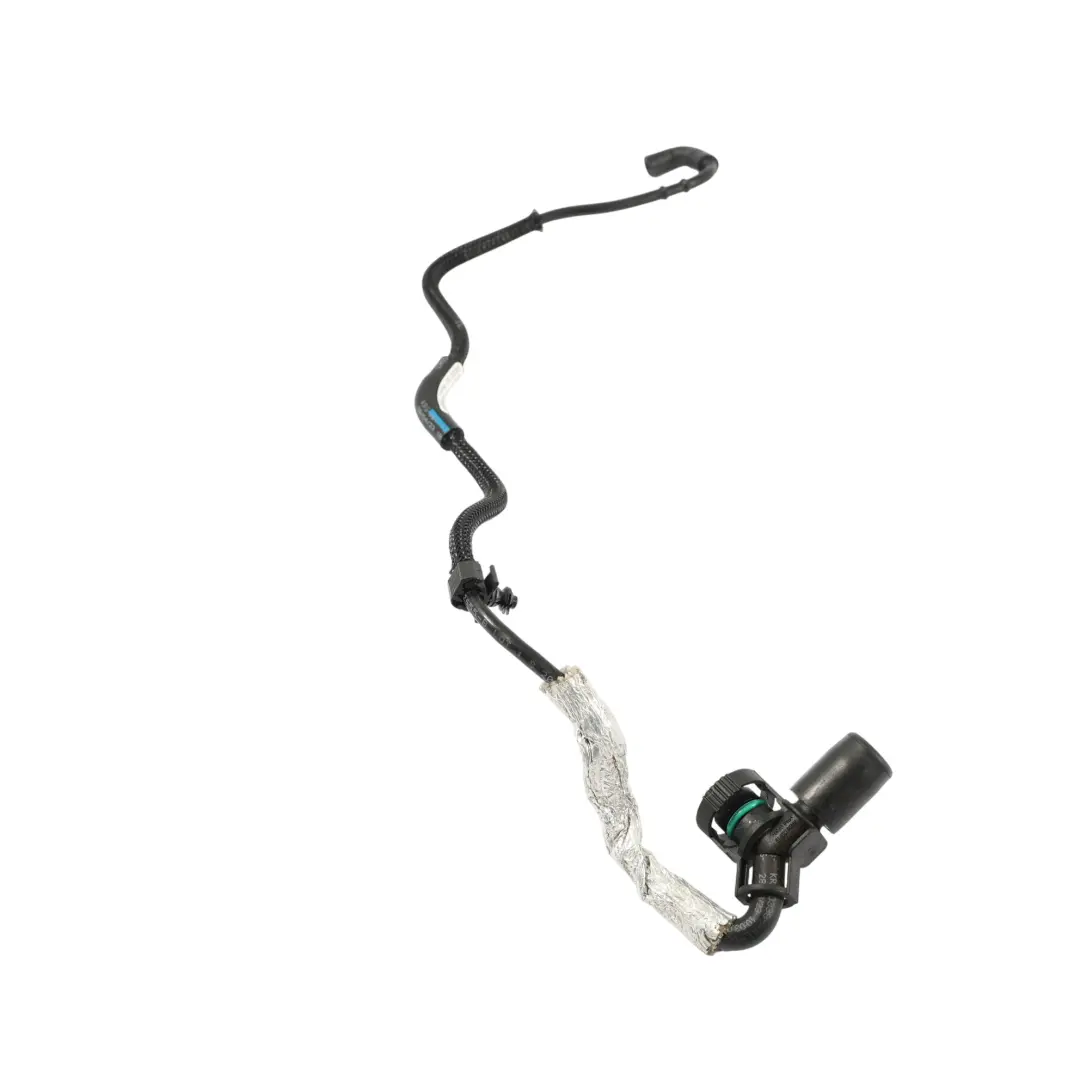 Audi A3 8Y Accoppiamento Flangia Refrigerante Linea Tubo Aria Benzina - SKU 06L133054 - Numero di parte 06L133054