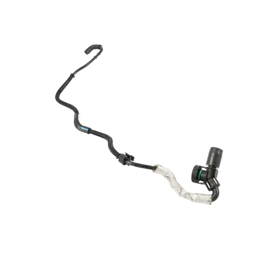 Audi A3 8Y Accoppiamento Flangia Refrigerante Linea Tubo Aria Benzina - SKU 06L133054 - Numero di parte 06L133054