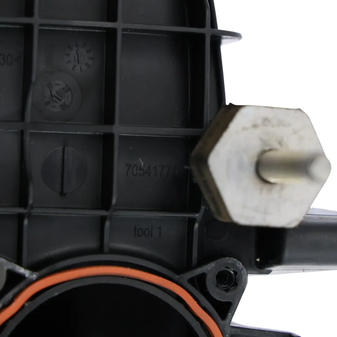 Colector Admisión De Aire Motor De Gasolina 2.0 TFSI para Audi A3 8V A5 F5 con número de pieza 06L133201T Audi A3 8V A5 F5 Colector Admisión De Aire Motor De Gasolina 2.0 TFSI - SKU 06L133201T - Número de pieza 06L133201T