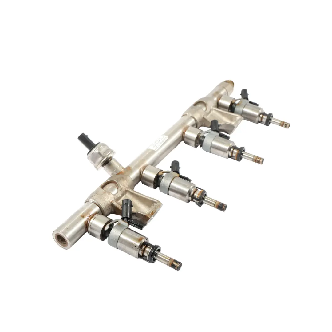 Listwa Wtryskowa Paliwa 2.0 TFSI Benzyna do Audi A4 B9 TT FV o numerze 06L133317N Audi A4 B9 TT FV Listwa Wtryskowa Paliwa 2.0 TFSI Benzyna - SKU 06L133317N - Numer Części 06L133317N