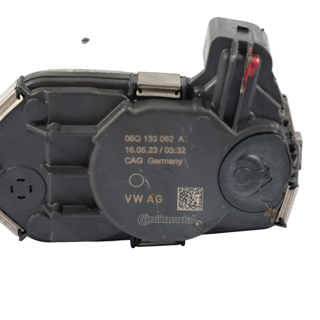 8Y Clapet De Papillon 2.0 TFSI DNFB Essence pour Audi S3 à propos du numéro de pièce 06Q133062A Audi S3 8Y Clapet De Papillon 2.0 TFSI DNFB Essence - SKU 06Q133062A - Numéro de pièce 06Q133062A