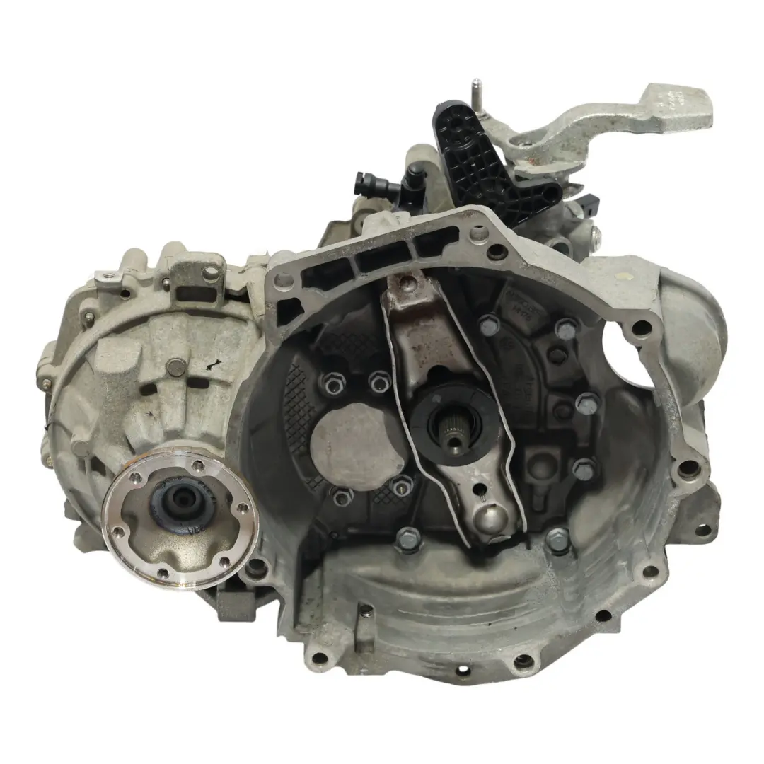 Schalt Getriebe 5 Gang QYC GARANTIE für Volkswagen VW Golf 6 1.4 TDI mit Teilenummer 0A4300050B Volkswagen VW Golf 6 1.4 TDI Schalt Getriebe 5 Gang QYC GARANTIE - SKU 0A4300050B - Teilenummer 0A4300050B