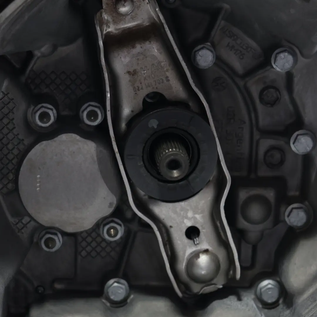 Gearbox 5 Speed QYC WARRANTY to Volkswagen VW Golf 6 1.4 TDI Manual with Part number 0A4300050B Volkswagen VW Golf 6 1.4 TDI Manual Gearbox 5 Speed QYC WARRANTY - SKU 0A4300050B - Part number 0A4300050B