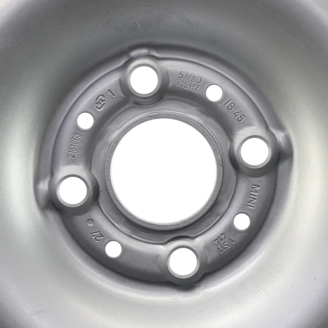 Llanta Acero Plateada 15" 5,5J ET:45 para Mini Cooper One R50 R55 R56 R57 con número de pieza 1511414 Mini Cooper One R50 R55 R56 R57 Llanta Acero Plateada 15" 5,5J ET:45 - SKU 1511414-5 - Número de pieza 1511414