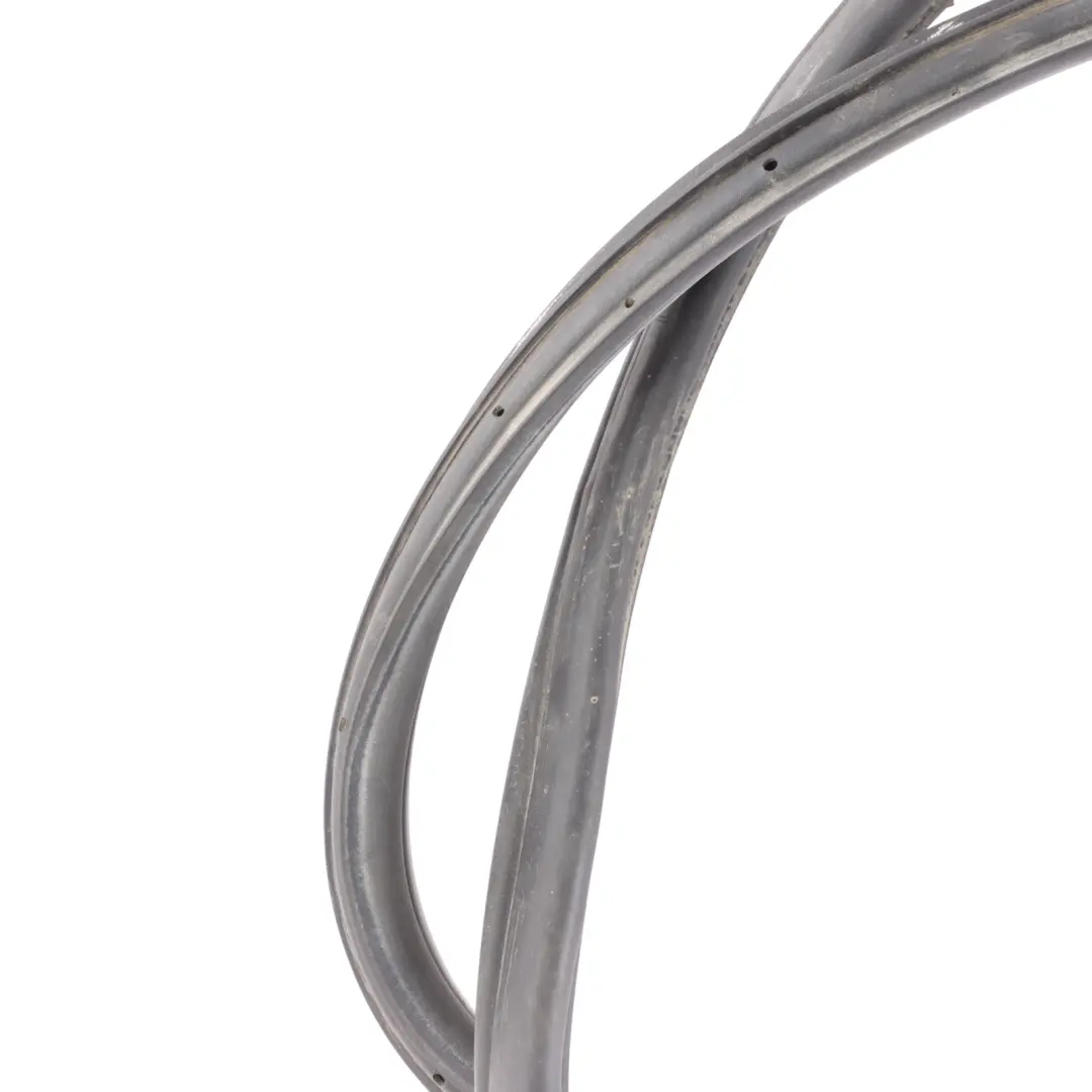 Mk8 Door Seal Gasket Rubber Rear Right Left N/O/S BK31-V253A10-CB to Ford Transit with Part number 1871068 Ford Transit Mk8 Door Seal Gasket Rubber Rear Right Left N/O/S BK31-V253A10-CB - SKU 1871068 - Part number 1871068