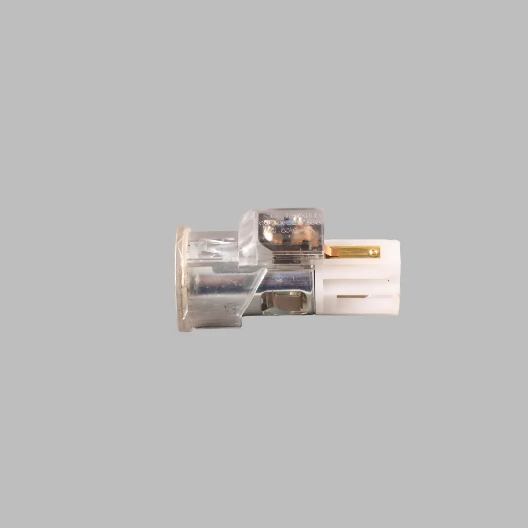 Outlet Cigarette Lighter Socket Plug to VW Volkswagen Touran 1T Rear with Part number 1J0919309 VW Volkswagen Touran 1T Rear Outlet Cigarette Lighter Socket Plug - SKU 1J0919309-2 - Part number 1J0919309