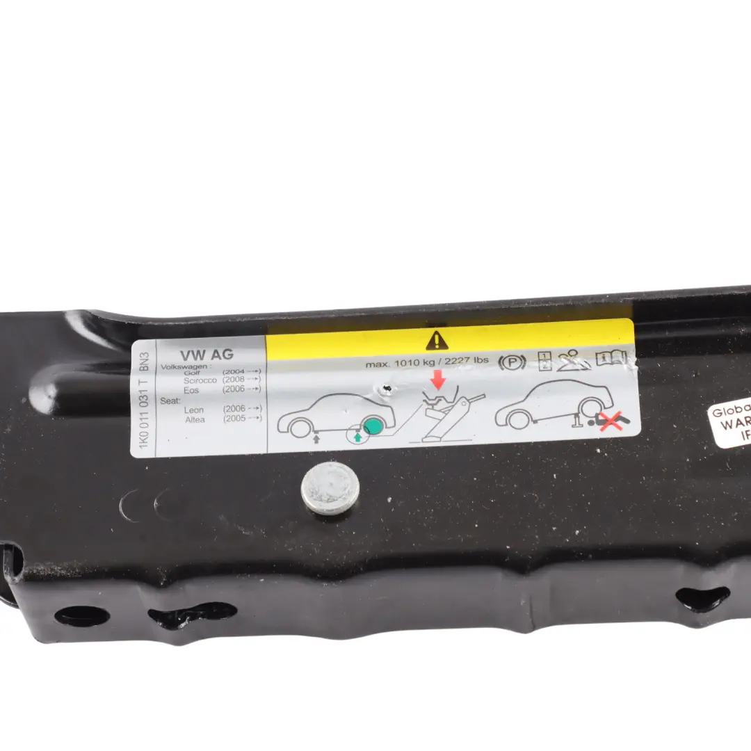 Outil Levage Cric Lève-Voiture 1K0011031T pour Volkswagen Scirocco Golf Eos à propos du numéro de pièce 1K0011031AD Volkswagen Scirocco Golf Eos Outil Levage Cric Lève-Voiture 1K0011031T - SKU 1K0011031AD - Numéro de pièce 1K0011031AD