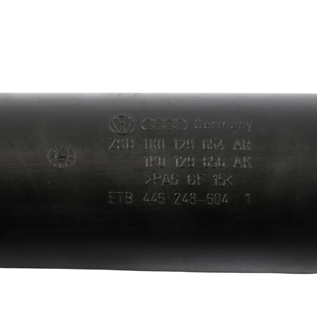 Mk3 2.0 Essence Conduit Admission D'Air Moteur 1K0129654AR pour Volkswagen Scirocco à propos du numéro de pièce 1K0129654BE Volkswagen Scirocco Mk3 2.0 Essence Conduit Admission D'Air Moteur 1K0129654AR - SKU 1K0129654BE - Numéro de pièce 1K0129654BE