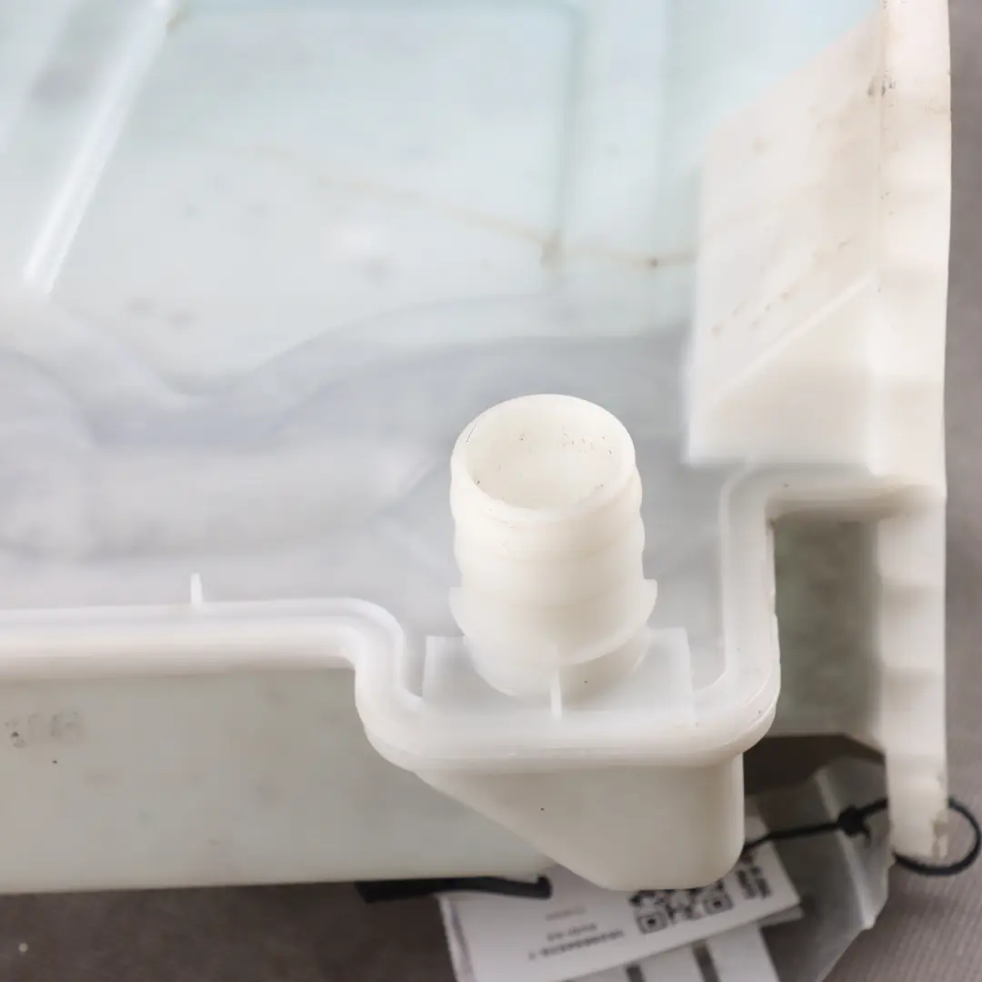 Réservoir De Lave-Glace Pare Brise Boîtier pour Audi A3 8P à propos du numéro de pièce 1K0955453S Audi A3 8P Réservoir De Lave-Glace Pare Brise Boîtier - SKU 1K0955453S-1 - Numéro de pièce 1K0955453S