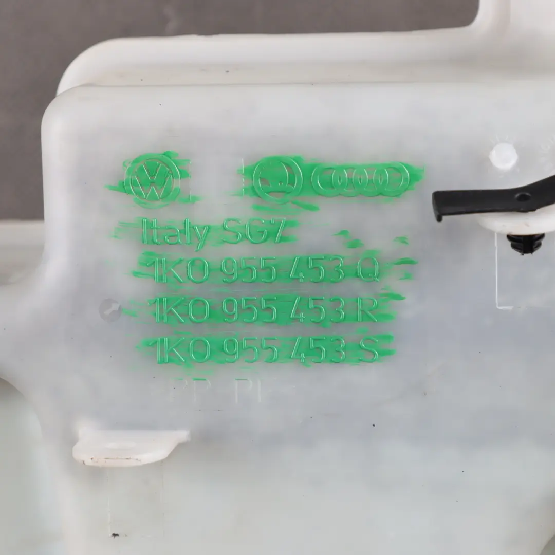Parabrezza Vento Scudo Lavacristalli Serbatoio Fluido per Audi A3 8P con numero di parte 1K0955453S Audi A3 8P Parabrezza Vento Scudo Lavacristalli Serbatoio Fluido - SKU 1K0955453S-1 - Numero di parte 1K0955453S