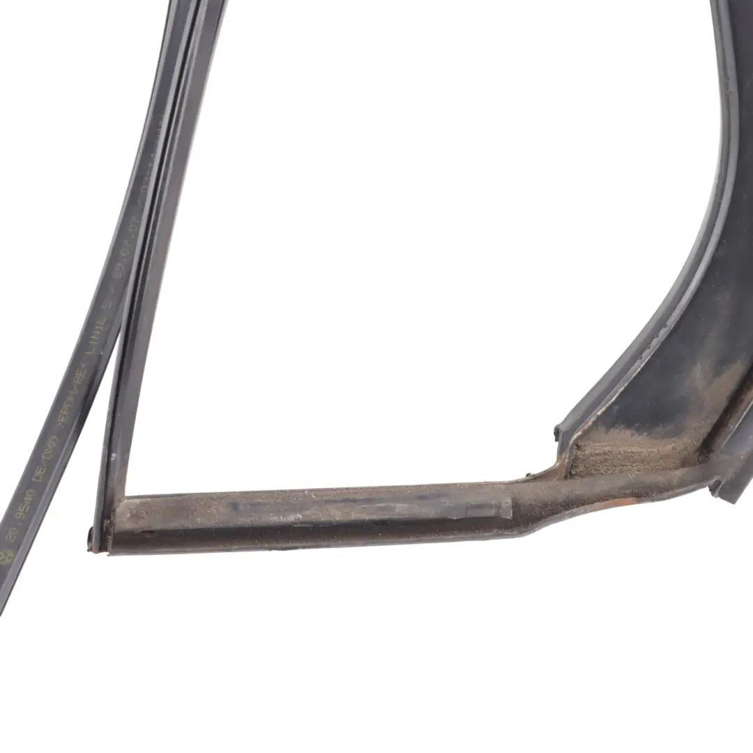 Volkswagen Golf Mk5 Joint Étanchéité Cadre Guide Vitre Arrière Gauche - SKU 1K6845212L - Numéro de pièce 1K6845212L