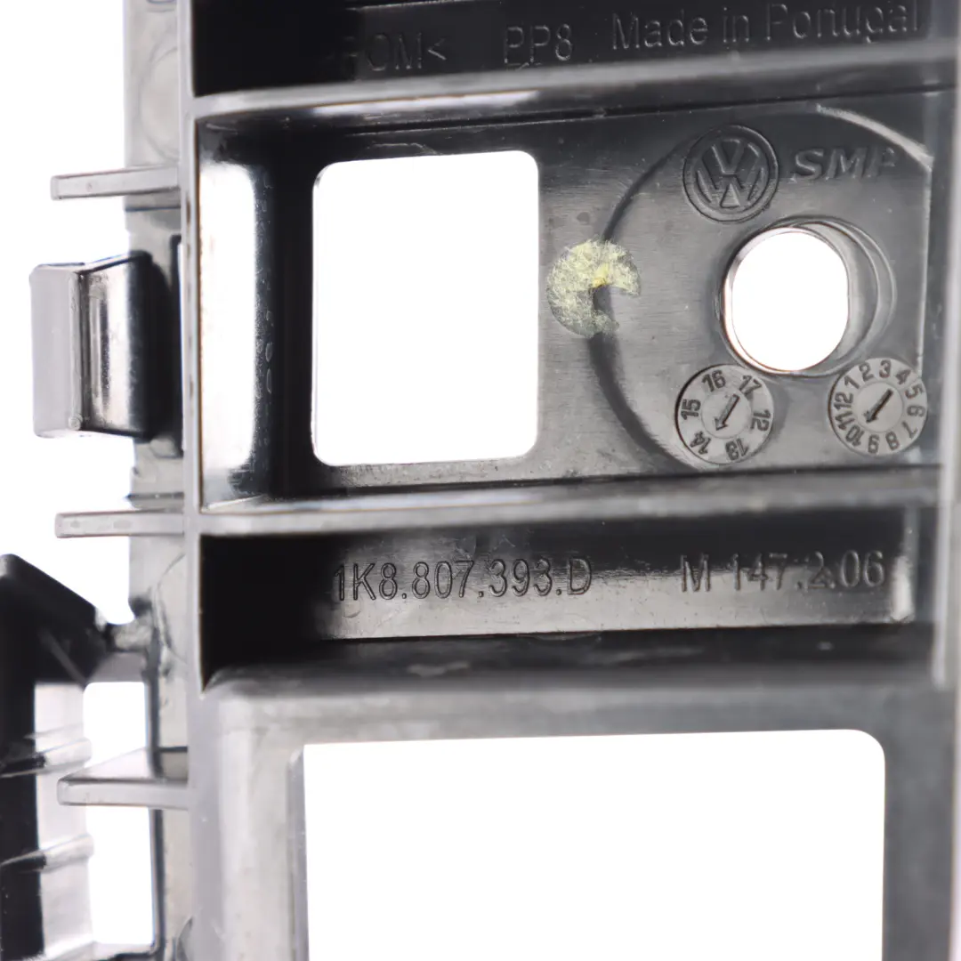Mk3 Supporto Staffa Guida Paraurti Posteriore Sinistro per VW Scirocco con numero di parte 1K8807393D VW Scirocco Mk3 Supporto Staffa Guida Paraurti Posteriore Sinistro - SKU 1K8807393D - Numero di parte 1K8807393D
