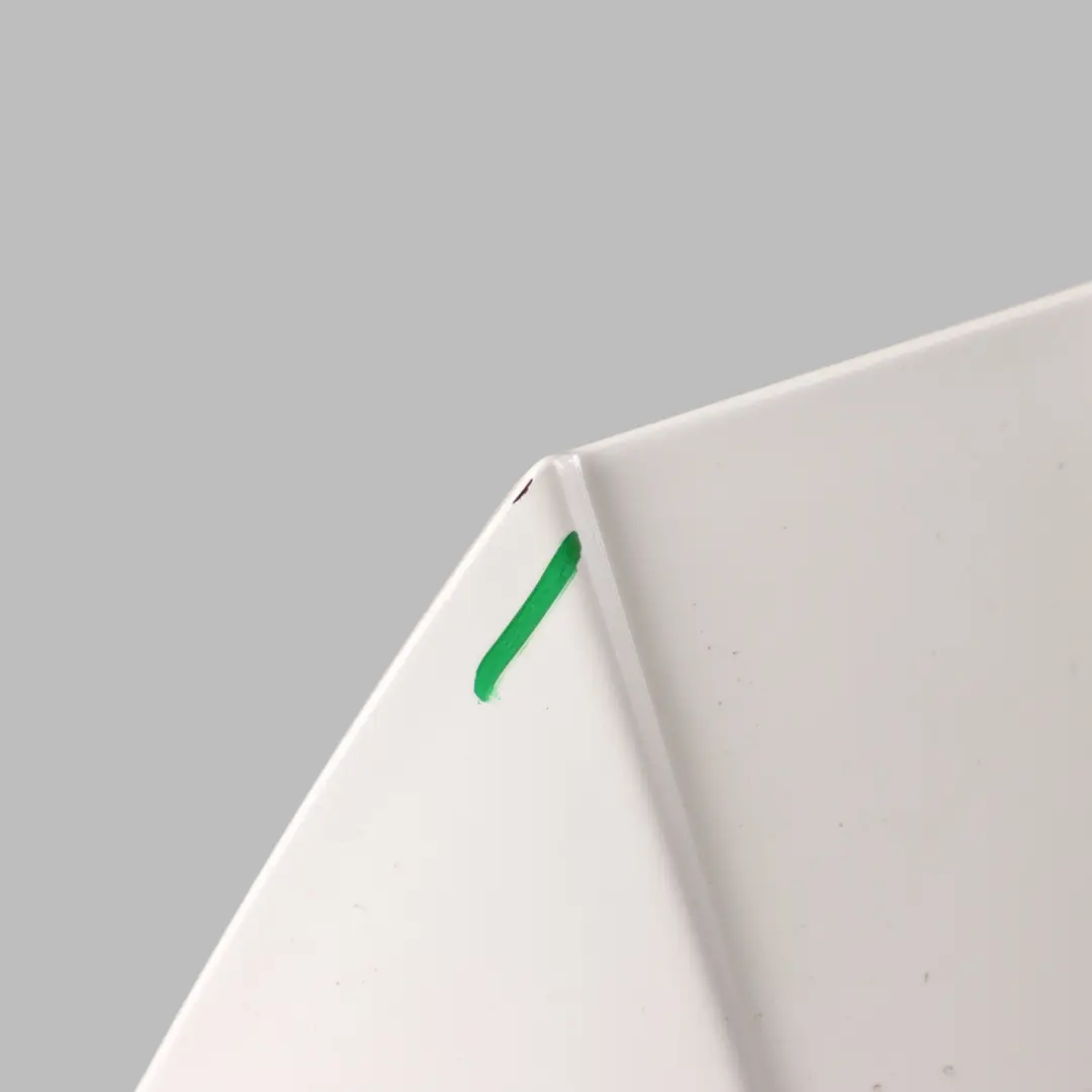 Volkswagen Scirocco Mk3 Rear Spoiler Boot Tailgate Trim Panel Candy White - LB9A - SKU 1K8827933E-CAN - Part number 1K8827933E