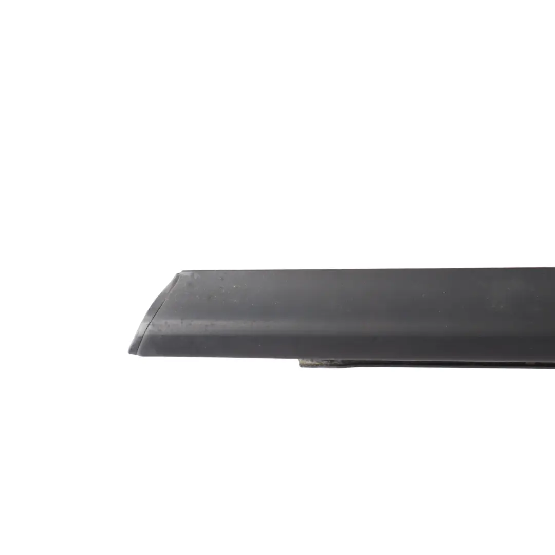 Volkswagen Scirocco Mk3 Burlete De Ventana Agua Exterior Derecho 1K8837477B - SKU 1K8837478B - Número de pieza 1K8837478B