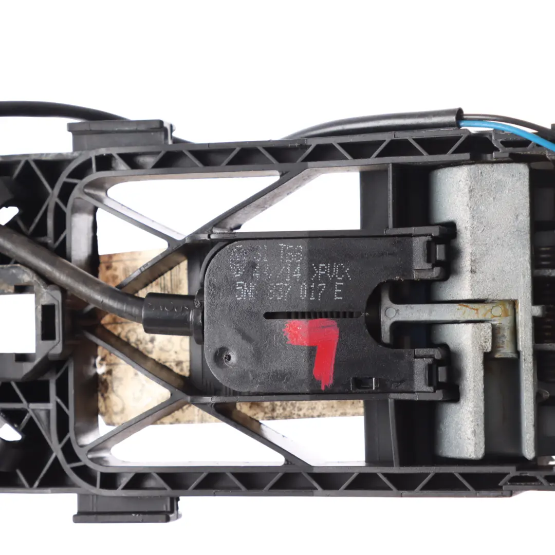 Mk3 Supporto Maniglia Porta Passeggero Anteriore per VW Scirocco con numero di parte 1K8839885K VW Scirocco Mk3 Supporto Maniglia Porta Passeggero Anteriore - SKU 1K8839885K - Numero di parte 1K8839885K