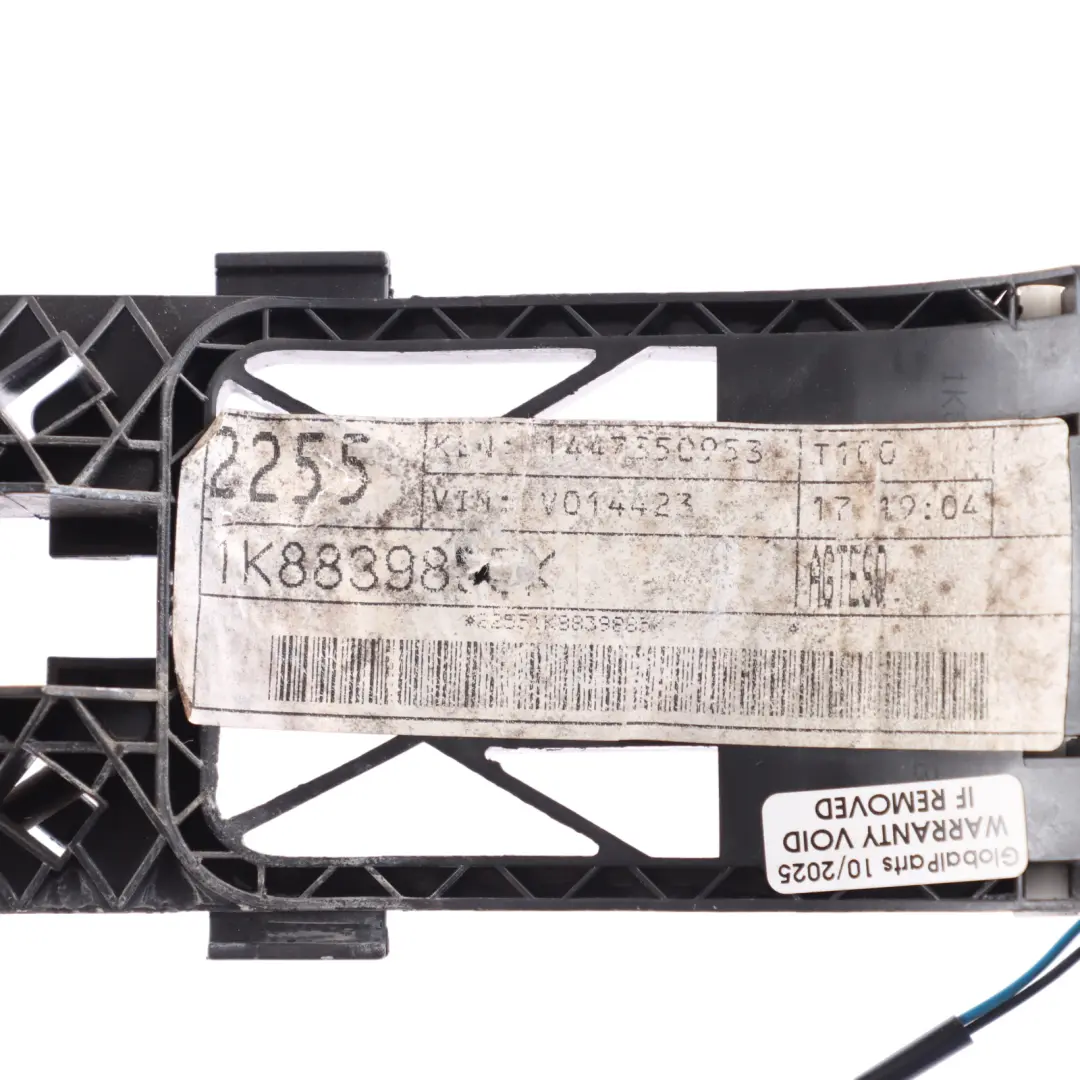 Mk3 Pasajero Manija De La Puerta Soporte Delantero para VW Scirocco con número de pieza 1K8839885K VW Scirocco Mk3 Pasajero Manija De La Puerta Soporte Delantero - SKU 1K8839885K - Número de pieza 1K8839885K