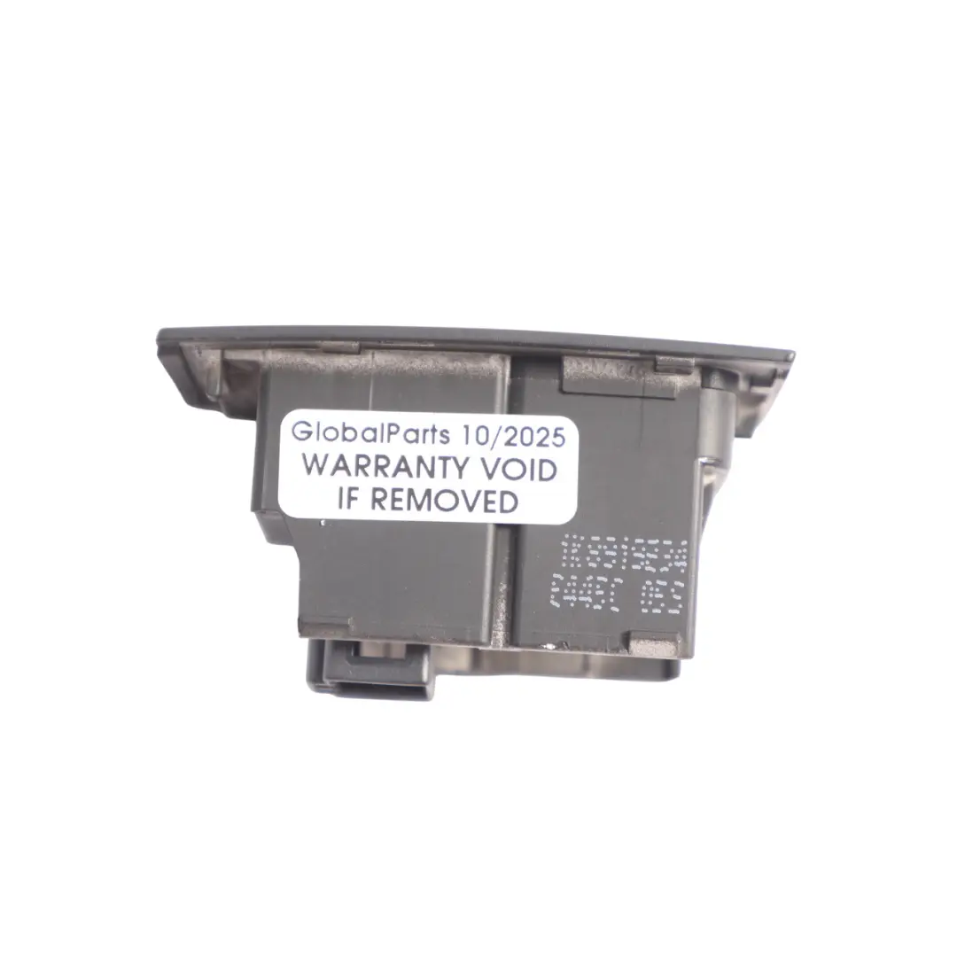 Mk3 Osłona Zaślepka Ramka Świateł Awaryjnych do Volkswagen Scirocco o numerze 1K8919234 Volkswagen Scirocco Mk3 Osłona Zaślepka Ramka Świateł Awaryjnych - SKU 1K8919234 - Numer Części 1K8919234