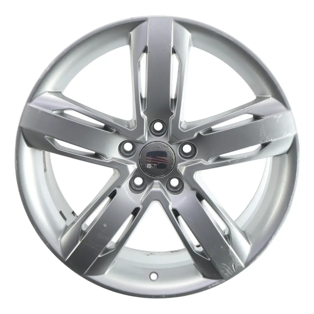 1P Silberne Alufelge 18" 7.5J ET:51 Sternspeiche für Seat Leon FR mit Teilenummer 1P0601025N Seat Leon FR 1P Silberne Alufelge 18" 7.5J ET:51 Sternspeiche - SKU 1P0601025N-1 - Teilenummer 1P0601025N