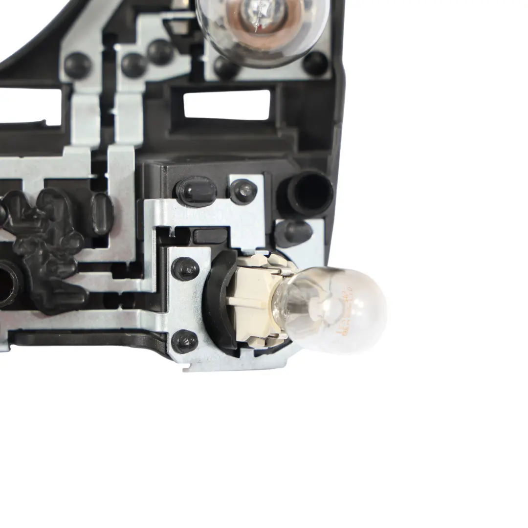 VW Touran 1T Portalampada Interno Presa Lampada Posteriore Destra - SKU 1T0945264 - Numero di parte 1T0945264
