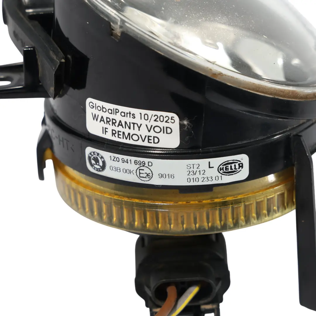 1Z Fog Lamp Front Left N/S Bumper Lamp Light to Skoda Octavia with Part number 1Z0941699D Skoda Octavia 1Z Fog Lamp Front Left N/S Bumper Lamp Light - SKU 1Z0941699D - Part number 1Z0941699D