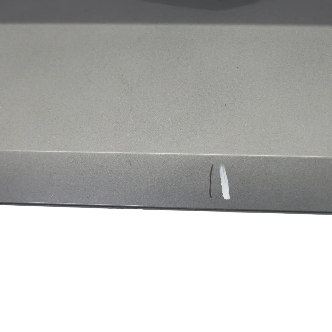 Coperchio Bagagliaio Portellone Posteriore Pannello Spacegrau - A52 per BMW F07 con numero di parte 2166088 BMW F07 Coperchio Bagagliaio Portellone Posteriore Pannello Spacegrau - A52 - SKU 2166088-SCG - Numero di parte 2166088