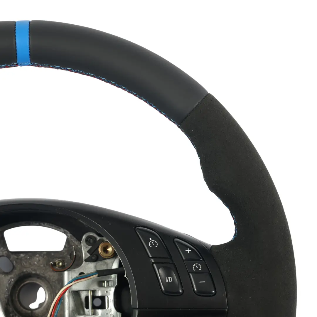 NEU Leder / Alcantara M Sport Lenkrad Multikunktion Tricolored für BMW E46 M3 E39 M5 mit Teilenummer 2282020 BMW E46 M3 E39 M5 NEU Leder / Alcantara M Sport Lenkrad Multikunktion Tricolored - SKU 2282020-1 - Teilenummer 2282020