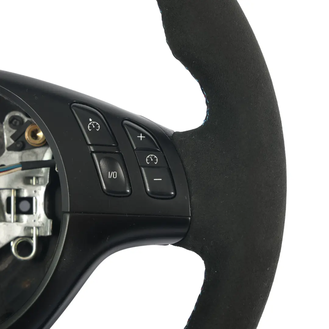  Volant BMW E46 M3 E39 M5 NOUVEAU Cuir / Alcantara M Sport Tricolore - SKU 2282020-1 - Numéro de pièce 2282020