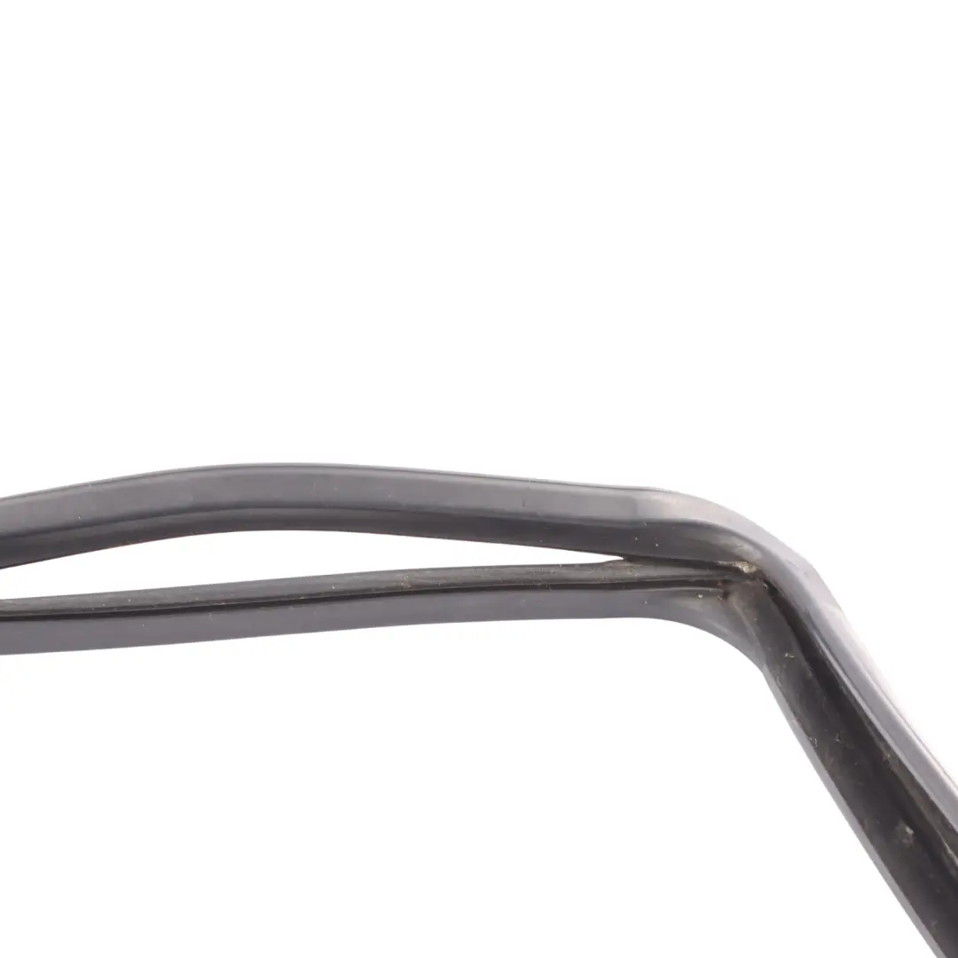 Mk8 Front Window Rubber Gasket Seal Right O/S BK21V21510AK to Ford Transit Custom with Part number 2393822 Ford Transit Custom Mk8 Front Window Rubber Gasket Seal Right O/S BK21V21510AK - SKU 2393822 - Part number 2393822