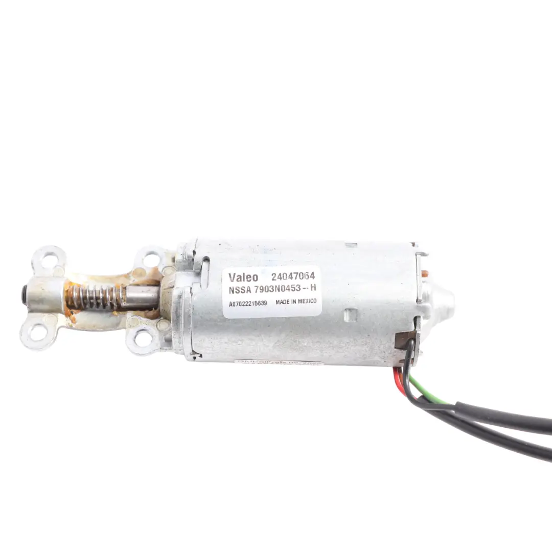 Steering Column Motor Adjustment Drive Unit Actuator to Mercedes W164 with Part number 24047064 Mercedes W164 Steering Column Motor Adjustment Drive Unit Actuator - SKU 24047064 - Part number 24047064