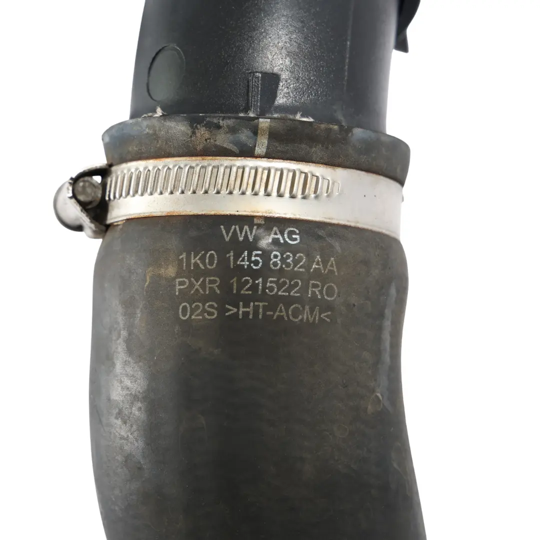 Ladeluft Kühler Ansaug Rohr Schlauch für Audi A3 8P VW Passat B7 Turbo mit Teilenummer 5N0145840K Audi A3 8P VW Passat B7 Turbo Ladeluft Kühler Ansaug Rohr Schlauch - SKU 5N0145840K-1 - Teilenummer 5N0145840K