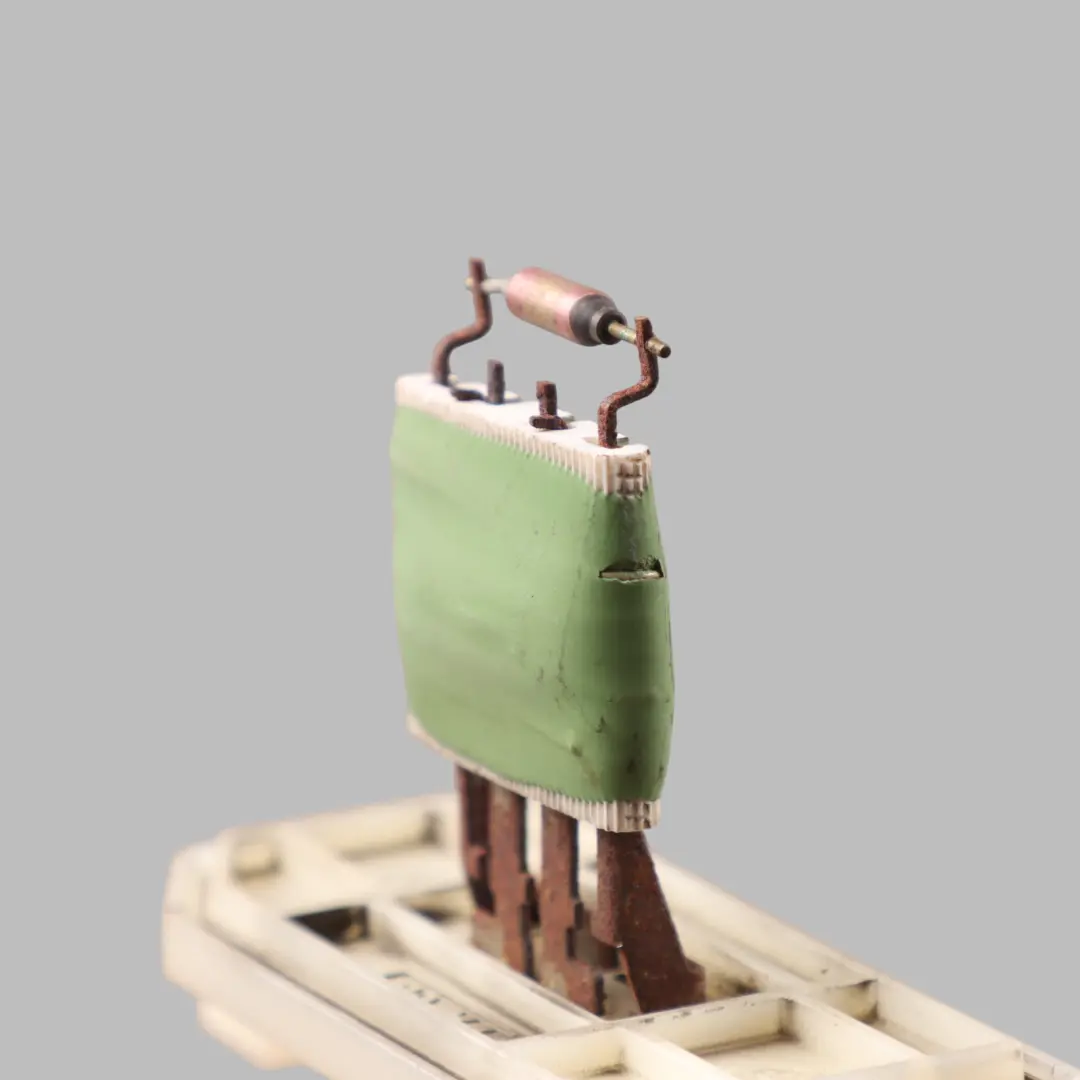 Heater Fan Resistor Motor Blower Unit AV11-18B647-BA to Ford Transit Custom with Part number 2611450 Ford Transit Custom Heater Fan Resistor Motor Blower Unit AV11-18B647-BA - SKU 2611450 - Part number 2611450