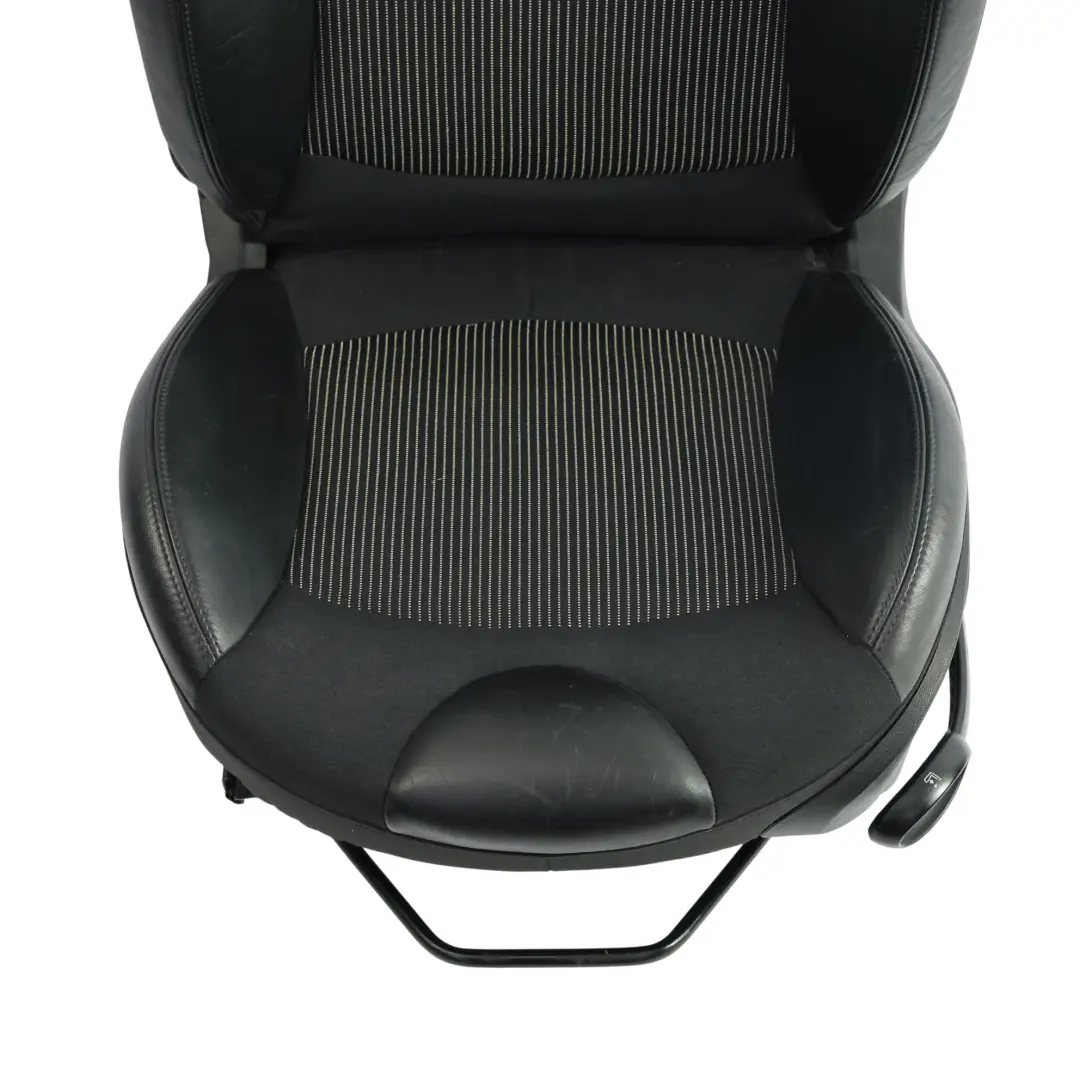 Fotel Przód Grzany Sport Półskóra Lewy do Mini R55 R56 R57 o numerze 2753491 Mini R55 R56 R57 Fotel Przód Grzany Sport Półskóra Lewy - SKU 2753491-1 - Numer Części 2753491