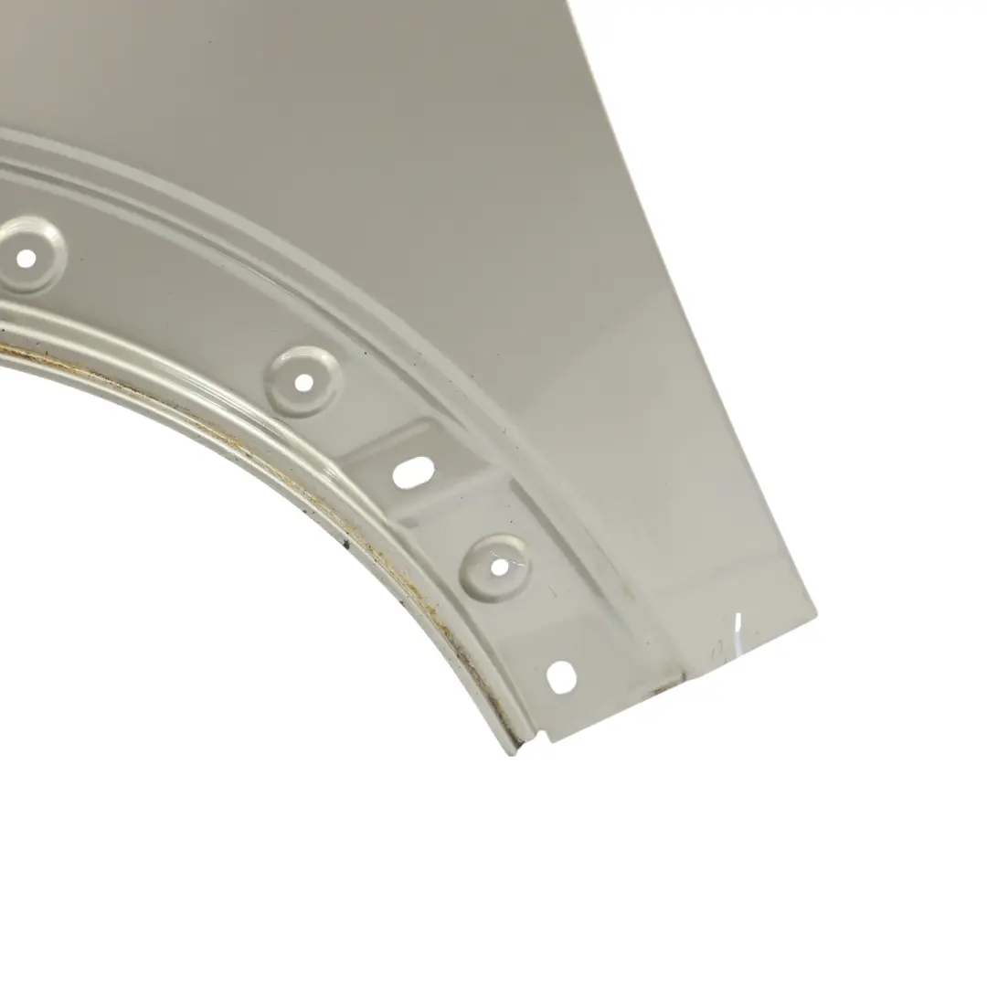 Panel lateral aleta delantera izquierda Sparkling Silver - A60 para Mini R55 R56 R57 con número de pieza 2754725 Mini R55 R56 R57 Panel lateral aleta delantera izquierda Sparkling Silver - A60 - SKU 2754725-SS3 - Número de pieza 2754725