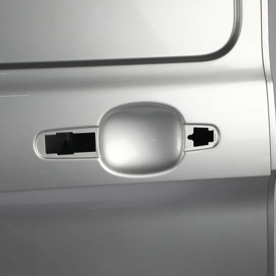 Sliding Door Rear Right O/S Side Door Moondust Silver - ZJ to Ford Transit Custom with Part number 2778103 Ford Transit Custom Sliding Door Rear Right O/S Side Door Moondust Silver - ZJ - SKU 2778103-MDS - Part number 2778103