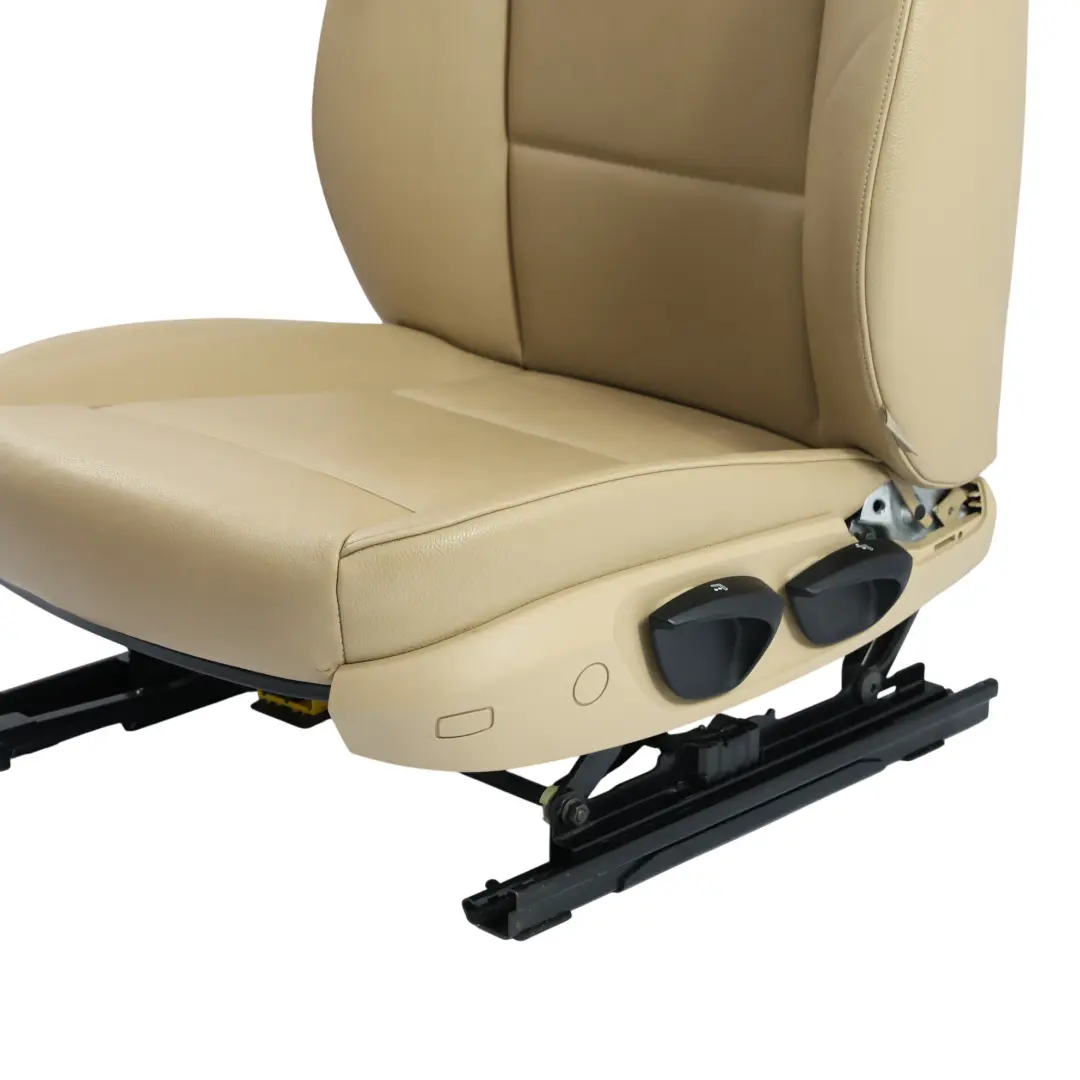 Sitz Vorne Links Interieur Leder Nevada Beige LUB4 für BMW X1 E84 mit Teilenummer 2992621 BMW X1 E84 Sitz Vorne Links Interieur Leder Nevada Beige LUB4 - SKU 2992621-3 - Teilenummer 2992621