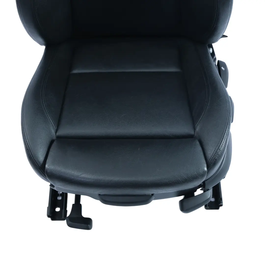 Sedile Anteriore M Sport In Pelle Nevada Nero Sinistro per BMW X1 E84 con numero di parte 2992775 BMW X1 E84 Sedile Anteriore M Sport In Pelle Nevada Nero Sinistro - SKU 2992775-4 - Numero di parte 2992775