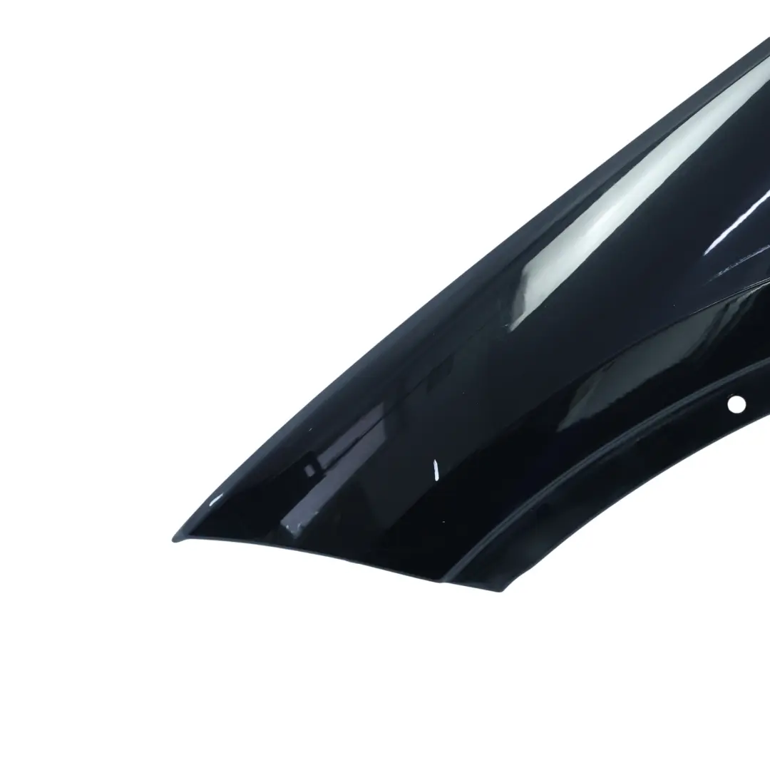 Pannello Laterale Anteriore Sinistro Parafango Black Sapphire - 475 per BMW X1 E84 con numero di parte 2993155 BMW X1 E84 Pannello Laterale Anteriore Sinistro Parafango Black Sapphire - 475 - SKU 2993155-BS2 - Numero di parte 2993155